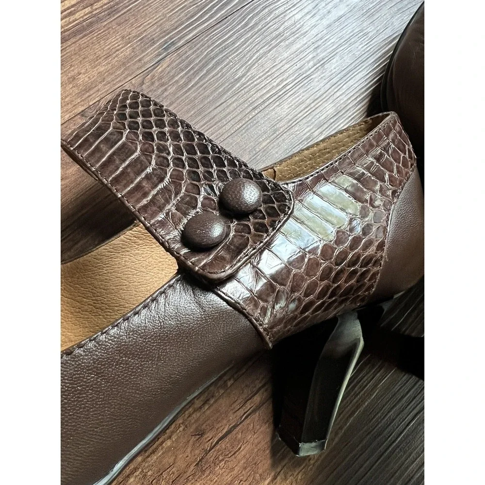 Sofft Women's Mary Jane Pumps Size 10 M Leather Upper Lining‎ &Socks Open Toe Br